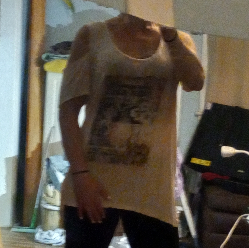 Jessica Simpson cold shoulder top lite pink